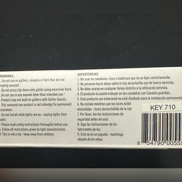 🌸 $3 if bundled Universal Light Clips for gutters shingles & tile 100 Clips NWT - Picture 10 of 12